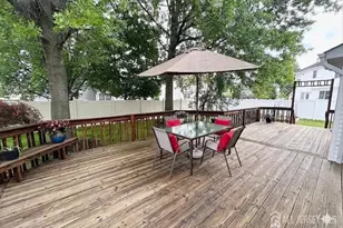 46 Lynn Ct, North Brunswick Township, NJ 08902 - Photo 29