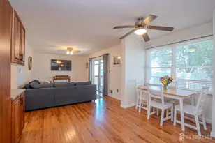 46 Lynn Ct, North Brunswick Township, NJ 08902 - Photo 11