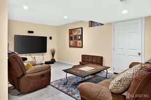 2 Monroe Ct, Plainsboro Township, NJ 08536 - Photo 31