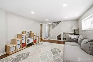 25 Merker Dr, Edison, NJ 08837 - Photo 27