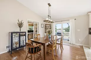 25 Merker Dr, Edison, NJ 08837 - Photo 13