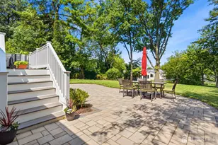 25 Merker Dr, Edison, NJ 08837 - Photo 35