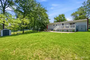 25 Merker Dr, Edison, NJ 08837 - Photo 33