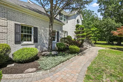 2 Verdi Road, Monroe Township, NJ 08831 - Photo 5