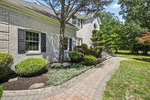 2 Verdi Rd, Monroe Township, NJ 08831 - Photo 5