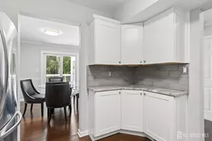 6 Bradford Dr, Old Bridge Township, NJ 08857 - Photo 5
