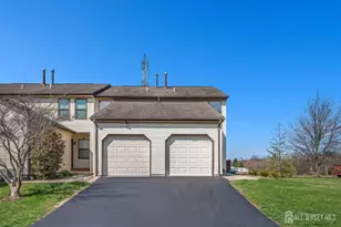 233 Spruce Ct, Flemington, NJ 08822 - Photo 1