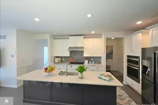 27 Wisteria Ct, Monroe Township, NJ 08831 - Photo 5