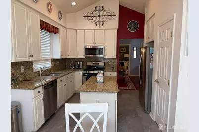 8 Wakefield Court, Monroe Township, NJ 08831 - Photo 7