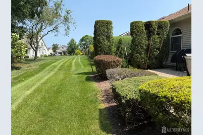8 Wakefield Court, Monroe Township, NJ 08831 - Photo 37
