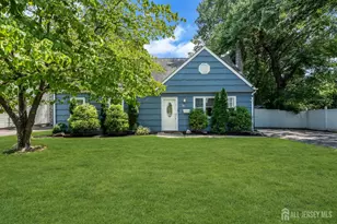 76 Clifton St, Edison, NJ 08817 - Photo 3