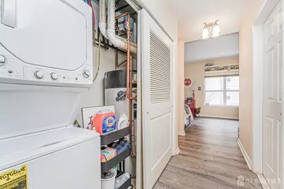 [Address not provided], Middlesex County, NJ 08861 - Photo 15
