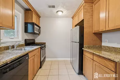 92 Paul Robeson Boulevard, New Brunswick, NJ 08901 - Photo 7