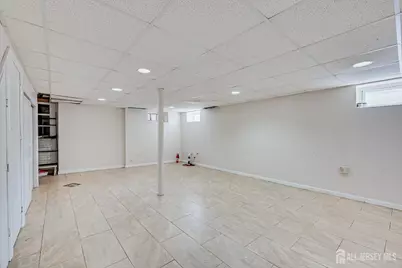 111 Sonora Avenue, Iselin, NJ 08830 - Photo 27