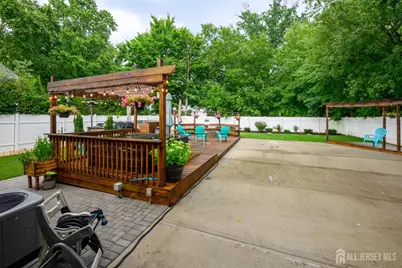 26 Desser Place, Metuchen, NJ 08840 - Photo 39