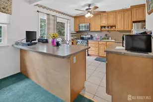 2 Jason Dr, North Brunswick Township, NJ 08902 - Photo 5
