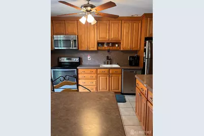 2 Jason Drive, North Brunswick Township, NJ 08902 - Photo 5