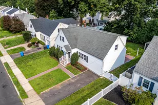 23 Mayfield Pl, Metuchen, NJ 08840 - Photo 9
