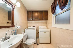 102 Runyon Ave, Middlesex, NJ 08846 - Photo 13
