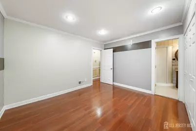 102 Runyon Avenue, Middlesex, NJ 08846 - Photo 15