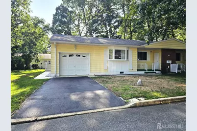 4 Wyoming Avenue #B, Whiting, NJ 08759 - Photo 1