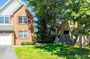 315 Birch Ct, New Brunswick, NJ 08901 - Photo 1