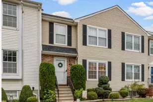 40 Lantern Ln, Sayreville, NJ 08872 - Photo 1