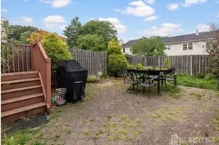 40 Lantern Ln, Sayreville, NJ 08872 - Photo 19