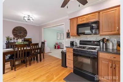 40 Lantern Lane, Sayreville, NJ 08872 - Photo 7