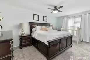 40 Lantern Ln, Sayreville, NJ 08872 - Photo 11