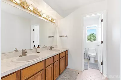 4 Allison Court, Edison, NJ 08820 - Photo 45