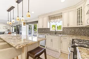 4 Allison Ct, Edison, NJ 08820 - Photo 15