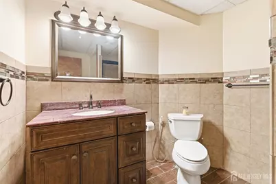 4 Allison Court, Edison, NJ 08820 - Photo 57