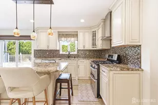 4 Allison Ct, Edison, NJ 08820 - Photo 19