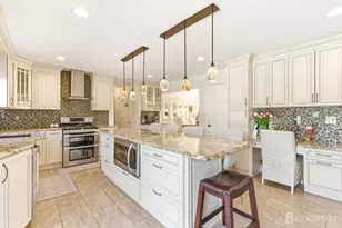 4 Allison Ct, Edison, NJ 08820 - Photo 17