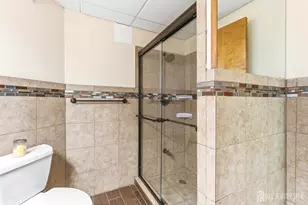 4 Allison Ct, Edison, NJ 08820 - Photo 55