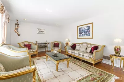 4 Allison Court, Edison, NJ 08820 - Photo 9