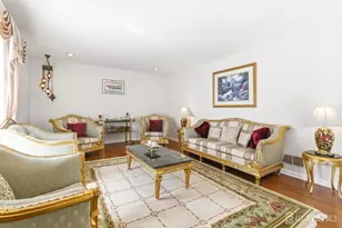4 Allison Ct, Edison, NJ 08820 - Photo 9