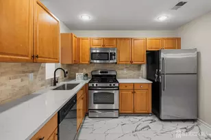 127 Chariot Ct, Piscataway Township, NJ 08854 - Photo 17
