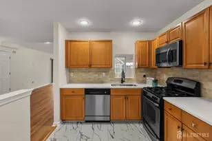 127 Chariot Ct, Piscataway Township, NJ 08854 - Photo 19
