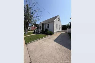 98 Liberty Street, Fords, NJ 08863 - Photo 3