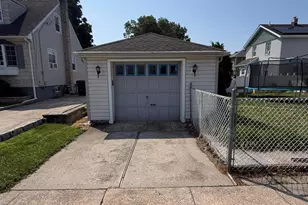 98 Liberty St, Fords, NJ 08863 - Photo 5