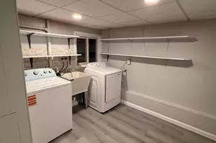 183 E Henry Pl E, Iselin, NJ 08830 - Photo 15