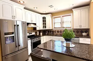 33 Livingston Ave, Avenel, NJ 07001 - Photo 11
