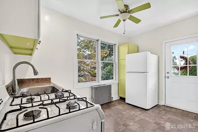 317 Ware Court, Bound Brook, NJ 08805 - Photo 23