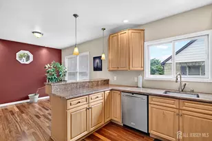 317 Ware Ct, Bound Brook, NJ 08805 - Photo 15