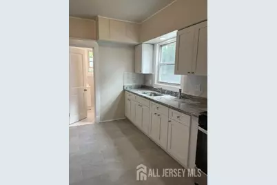 331 Somerset Street, New Brunswick, NJ 08901 - Photo 7