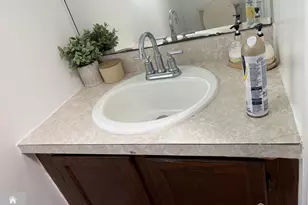 10 Holmes St, Carteret, NJ 07008 - Photo 9