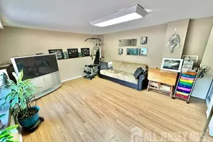 227 Old Stage Rd, Spotswood, NJ 08884 - Photo 15