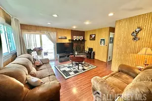 227 Old Stage Rd, Spotswood, NJ 08884 - Photo 23
